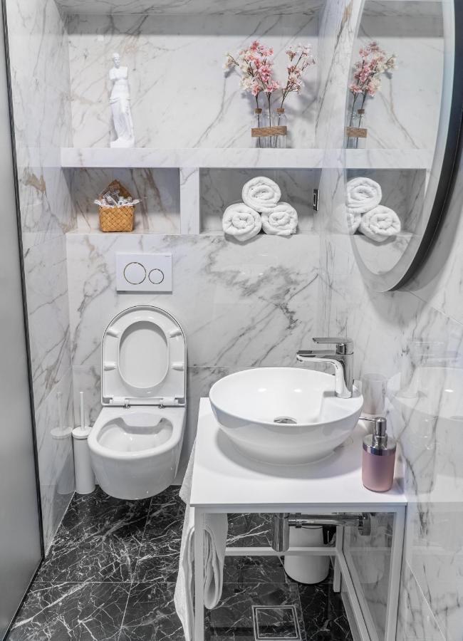 9 Nine - Luxury Apartments & Suites Βελιγράδι Εξωτερικό φωτογραφία
