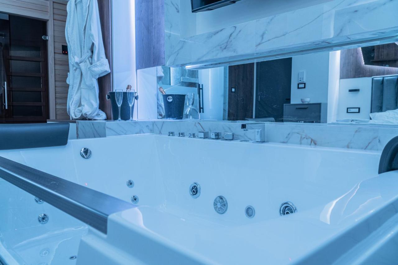 9 Nine - Luxury Apartments & Suites Βελιγράδι Εξωτερικό φωτογραφία