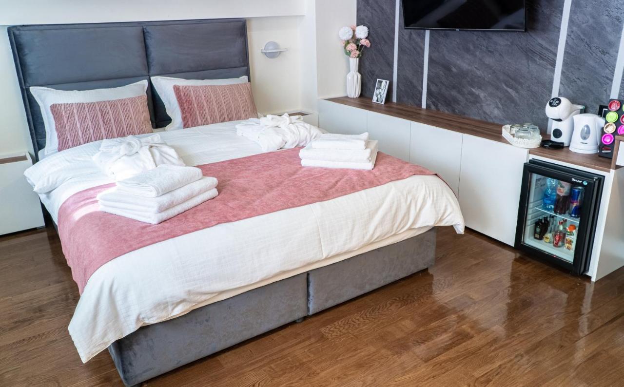 9 Nine - Luxury Apartments & Suites Βελιγράδι Εξωτερικό φωτογραφία